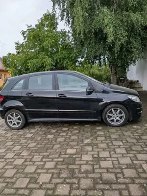 Mercedes-Benz B 200 B 200 CDI (245.208)