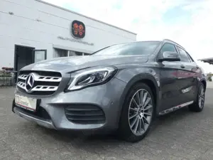 Mercedes-Benz GLA 250 4Matic Automatik AMG Line *PANODACH*