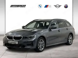 BMW 330 e xDrive Touring Sport Line AHK DA HUD Pano