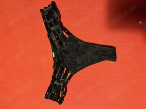 Getragene feuchte String 