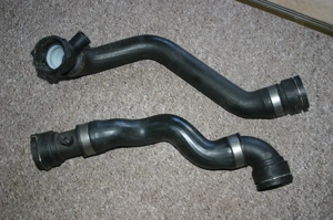 BMW E39 Kühlwasserschlauch gebraucht ( Zwei Verschiedene )