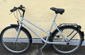 MGI 18-Gang Damen Cityrad, 26 , fährt gut, ideales S-Bahn-Rad Bild 2