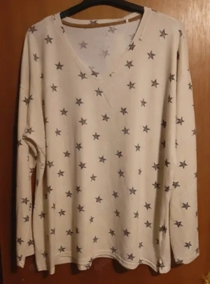 Weiches Langarm Shirt Gr. 48-50 weiß graue Sterne GINA BENOTTI