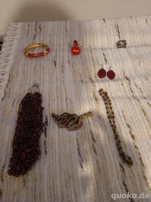 modeschmuck Set mit mehreren Teilen Rot Päckchen 