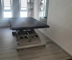 Bobath Liege elektrisch mit höhenverstellbaren Kopfteil 