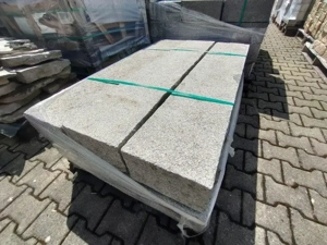 Granit hellgrau,125x25x15 cm. Restposten Abverkauf