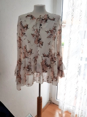 Neu 20  - H&M - Damen Bluse leicht durchsichtig 