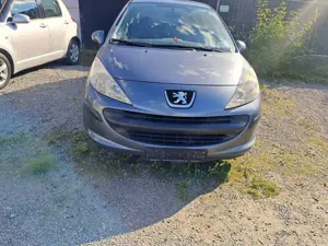 Peugeot 207 207  5-Türer 95 VTi Tendance