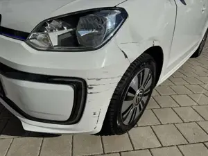 Volkswagen e-up! STYLE *TOP-Ausstattung* NEUES MODELL Bild 4