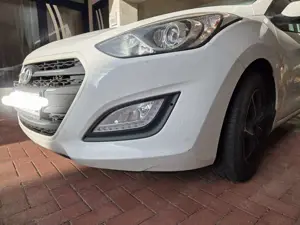 Hyundai i30 blue Kombi 1.4 Classic Navigation