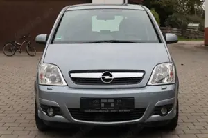 Opel Meriva Bild 2