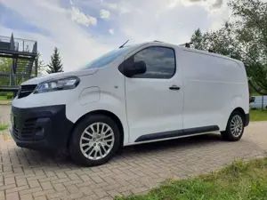 Opel Vivaro-e Vivaro-e M (75-kWh) Edition