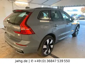 Volvo XC60 T8 AWD Ultimate Dark 20" HeadUp ACC Pano Bild 5