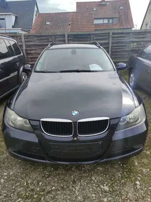 BMW 318 318i Aut.