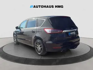 Ford S-Max Titanium *1.HAND*PANO*NAVI*TEMPO*AHK* Bild 3