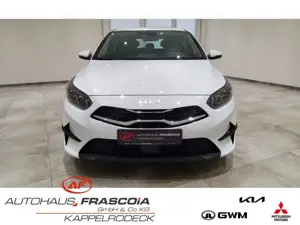 Kia Ceed / cee'd Spirit 1.5 T-GDI DCT Navi LED ACC PDChi. Rückfahrk Bild 2