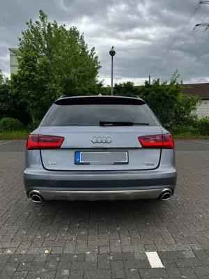 Audi A6 allroad quattro 3.0 TDI S tronic DPF Bild 2