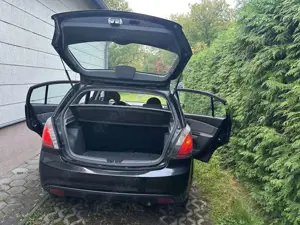 Kia Rio 1.4 Vision 1 Hand Bild 5