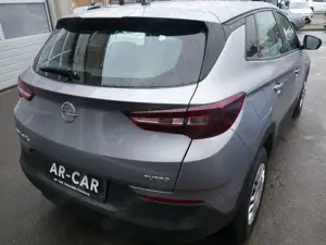 Opel Grandland X 1.2 - Klimaautomatik Sitzheizung Tempomat Radio US Bild 3