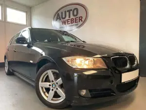BMW 318 i TOURING*KLIMATRON*PANO-SSD*SITZHEIZ*PDC*TEM
