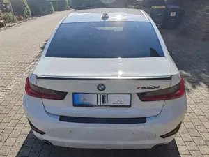 BMW 330 330d GT Aut. Advantage Bild 2