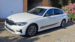 BMW 330 330d GT Aut. Advantage Bild 3