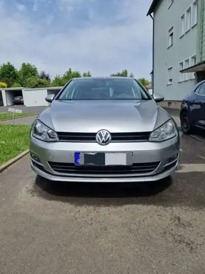 Volkswagen Golf 1.6 TDI DSG/RFK/Standheizung/Sitzheizun