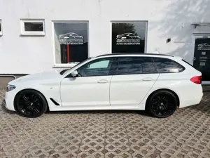 BMW 540 i xDrive Touring M-Paket Navi HUD h/k ACC AHK Bild 5
