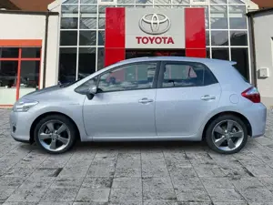 Toyota Auris 1.8 Travel Navi+KlimaA+LM+Facelift Bild 4