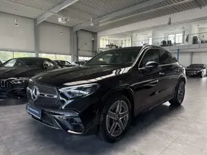 Mercedes-Benz GLC 300 4M AMG PREMIUM BURMESTER-PANORAMA-AHK Bild 2