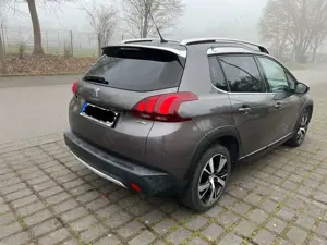 Peugeot 2008 Allure Bild 4