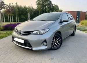 Toyota Auris 1.8 Hybrid Life