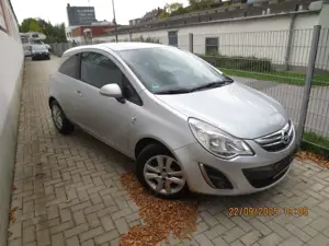 Opel Corsa Satellite