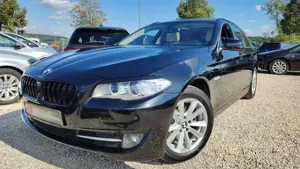 BMW 520 i Touring Xenon*Navi*Leder*Panorama* TÜV NEU*