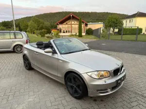 BMW 118 118i Cabrio *Xenon*Leder*PDC*MFL*Tempomat