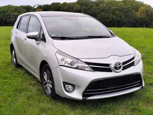 Toyota Verso Verso 1.8 Multidrive S 5-Sitzer Skyview Edition