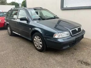 Skoda Octavia 1.6 Tour Klima Anhängerkupplung Tüv 6-2026