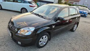 Kia Rio 1.4 5-türer 1. Hand 60.500km