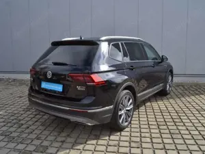 Volkswagen Tiguan Allspace 2.0 TDI 240 PS 4M DSG Highline AHK/20-ZOLL+DCC/TO Bild 4