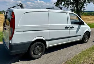 Mercedes-Benz Vito Vito 113 CDI Lang Mixto Bild 2