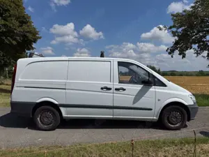 Mercedes-Benz Vito Vito 113 CDI Lang Mixto Bild 4