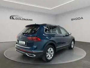 Volkswagen Tiguan Elegance 4Motion 2.0 TDI DSG AHK Bild 5