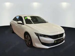 Peugeot 508 PureTech 180 Allure Navi Kamera ToterWinkel Bild 3