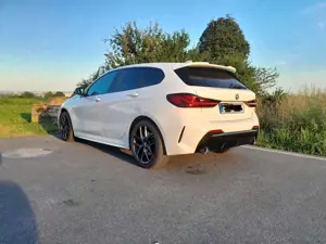 BMW 120 120 d M Sport Bild 2