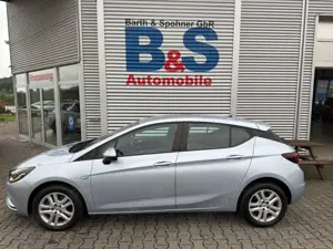 Opel Astra K Lim. 5-trg. Edition Start/Stop Bild 2