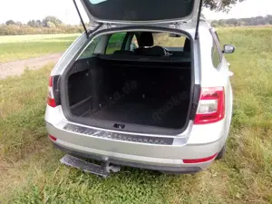 Skoda Octavia Octavia III Combi Diesel Combi 1.6 TDI Drive Bild 5