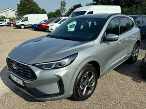 Ford Kuga Hybrid ST-Line Bild 2