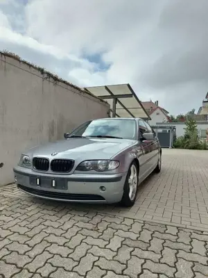 BMW 318 318i