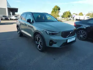Volvo XC40 B4 Plus Dark 2WD