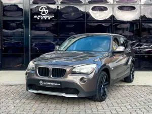 BMW X1 18 i sDrive  PDC/NAVI/Tempomat